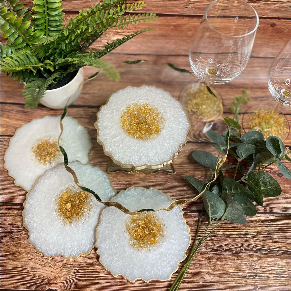 Large Geode Coaster Set of 4 - Picture 6 of 10